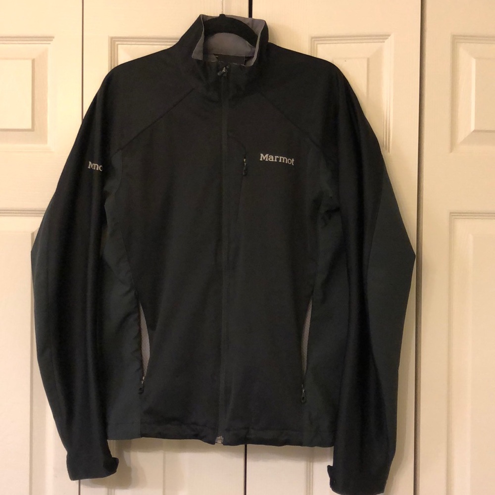 Marmot Men’s zip up soft shell jacket